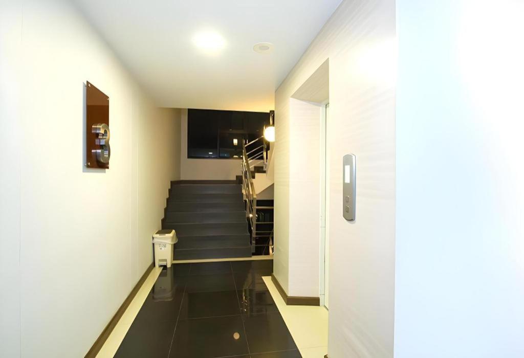 Udtel Boutique Hotel Udonthani Екстер'єр фото